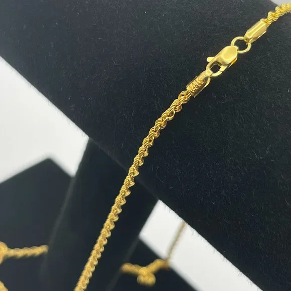 Solid 14K Gold Diamond Cut Rope Chain Necklace 24 inch,2.5 mm - Picture 12 of 17